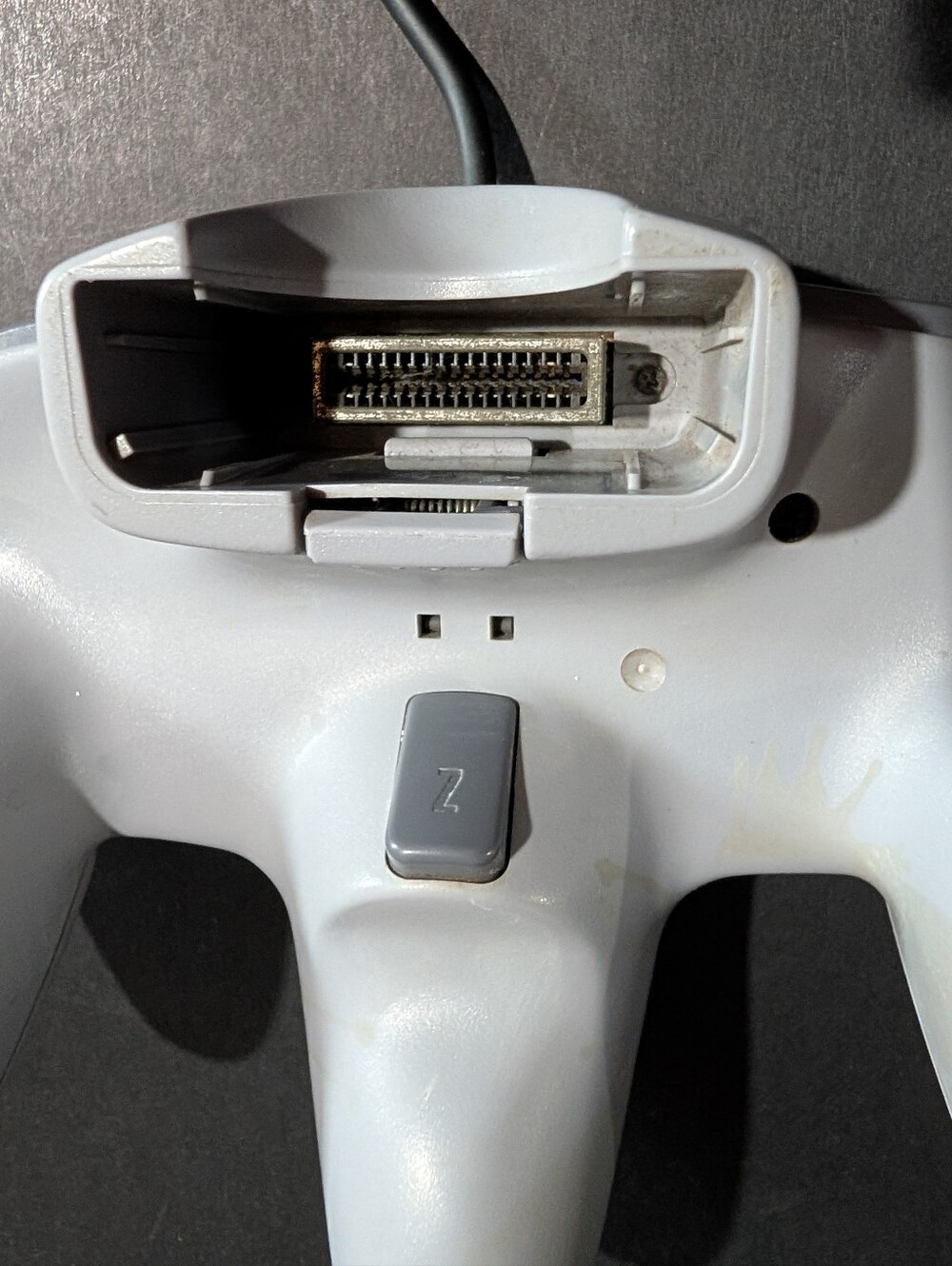 Lot Of 2 N64 Video Game Controllers Gray Tested And Works Nintendo NUS-005 - Picture 9 of 12